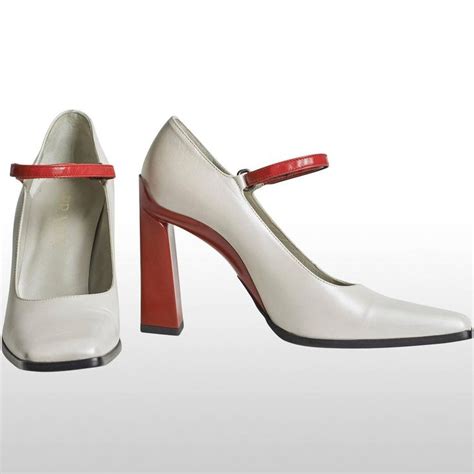 zapatos prada mujer precio|prada shoes with red soles.